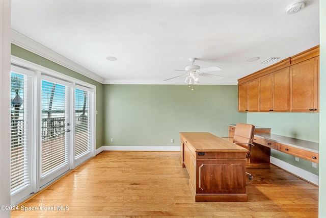 office featuring ceiling fan, light hardwood / wood-style floors, and crown molding