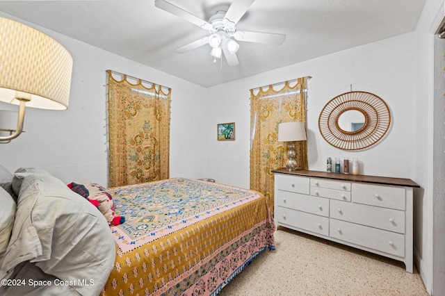 bedroom featuring ceiling fan