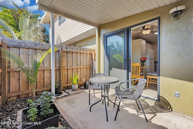 516 S Plumosa St Unit 20, Merritt Island, FL 32952 - view of patio / terrace with outdoor dining area