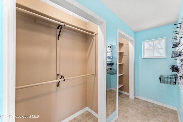 view of spacious closet