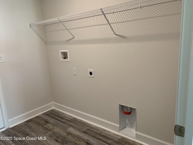 698 De Groodt Rd SW, Palm Bay, FL 32908 - laundry room with dark wood-style flooring, electric dryer hookup, and hookup for a washing machine