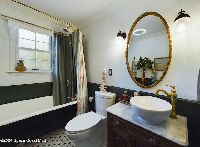 full bathroom featuring crown molding, vanity, shower / tub combo, and toilet