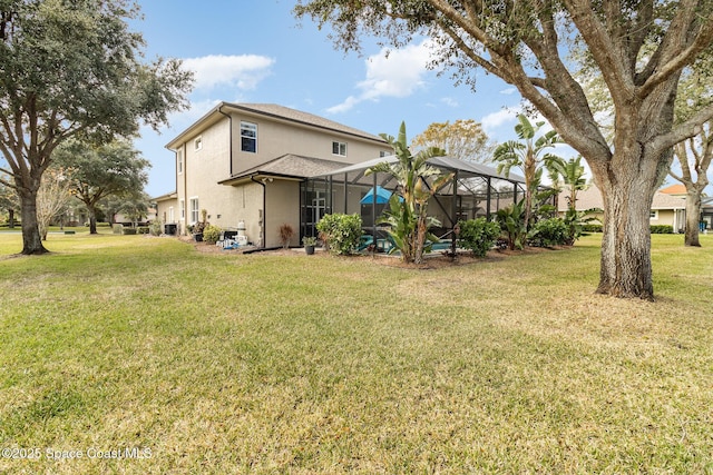 view of yard featuring a lanai