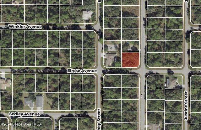 Listing photo 2 for 113 Atwater St, Port Charlotte FL 33954