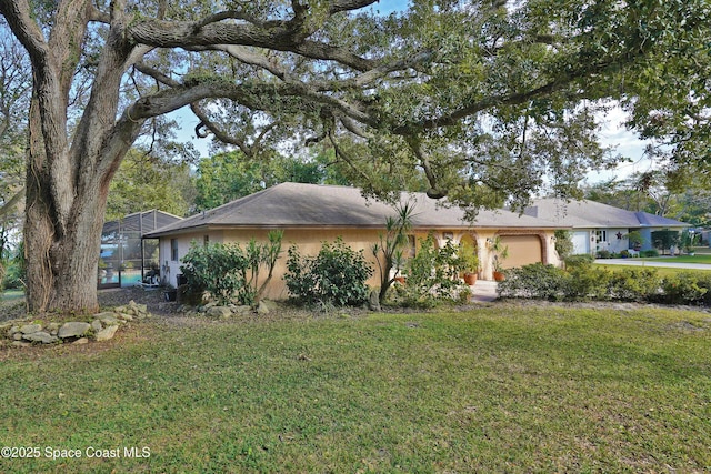 single story home with a lanai and a front lawn