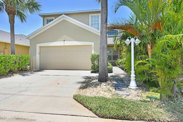 view of front facade featuring a garage