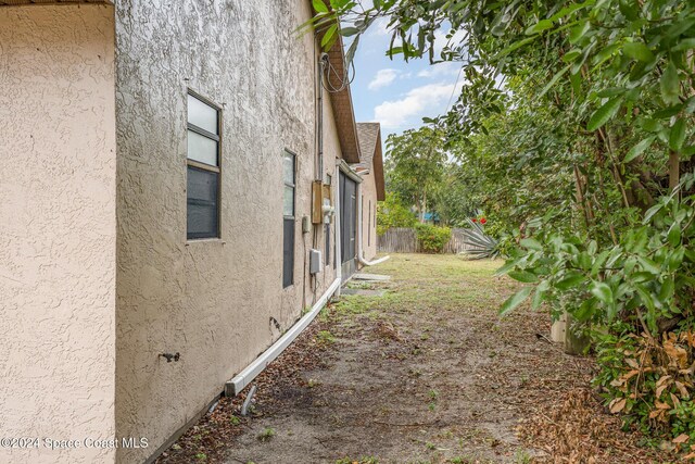 867 S Patrick Dr, Satellite Beach, FL 32937 - view of yard