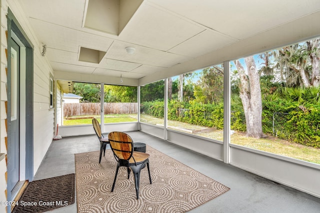 view of sunroom / solarium