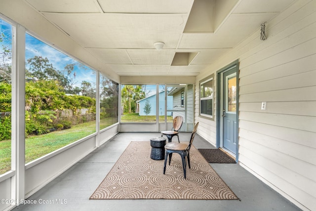 view of sunroom / solarium