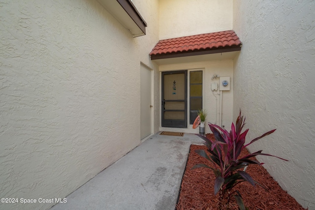 view of entrance to property