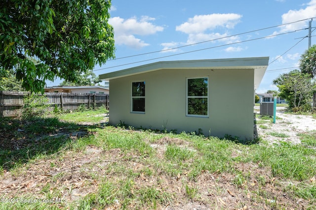 view of property exterior