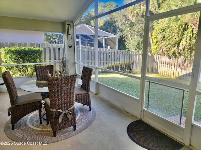 view of sunroom / solarium