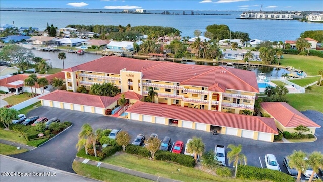 bird's eye view with a water view