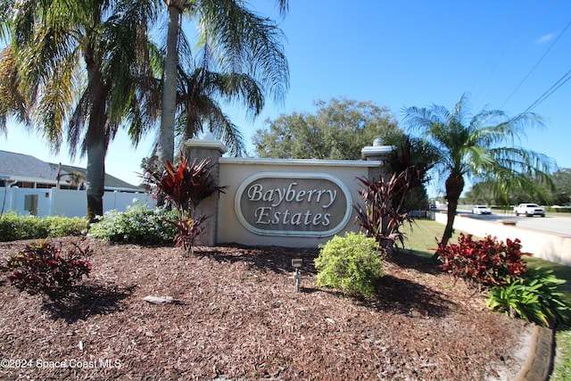 view of community / neighborhood sign