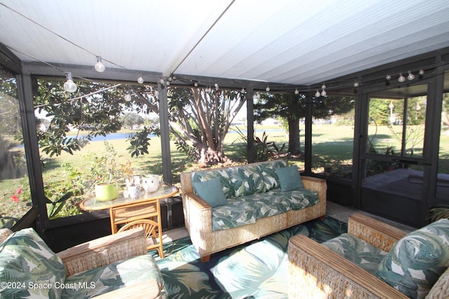 view of sunroom / solarium