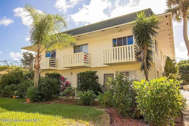 419 Ocean Ave Unit 305, Melbourne Beach, FL 32951 - photo 1