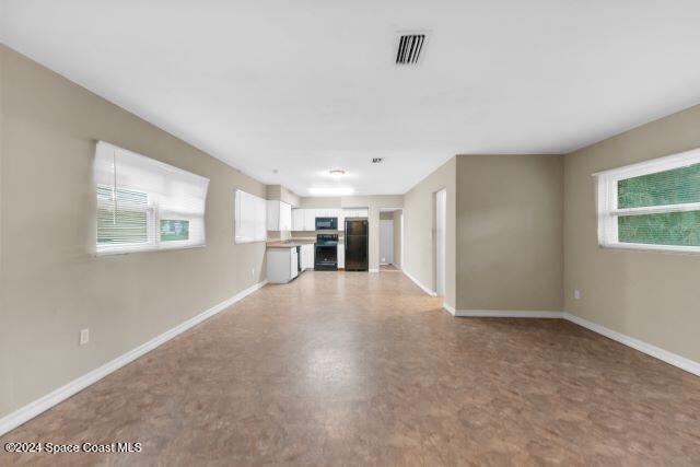 view of unfurnished living room