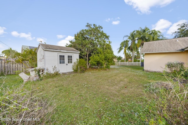 view of yard with a storage shed