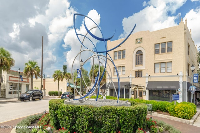 view of building exterior