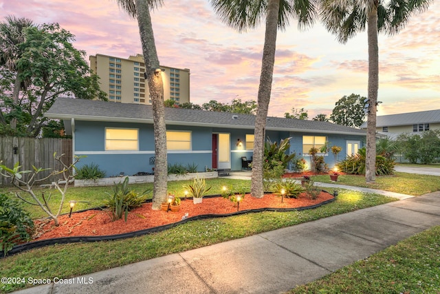 view of front of property