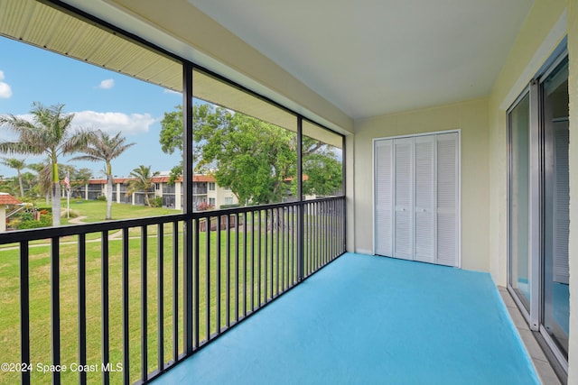 view of unfurnished sunroom