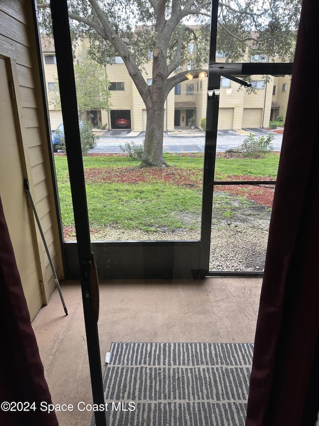 view of sunroom / solarium