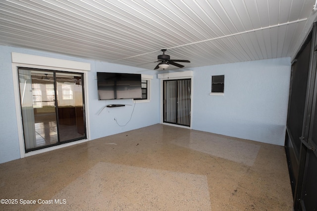 view of patio with ceiling fan