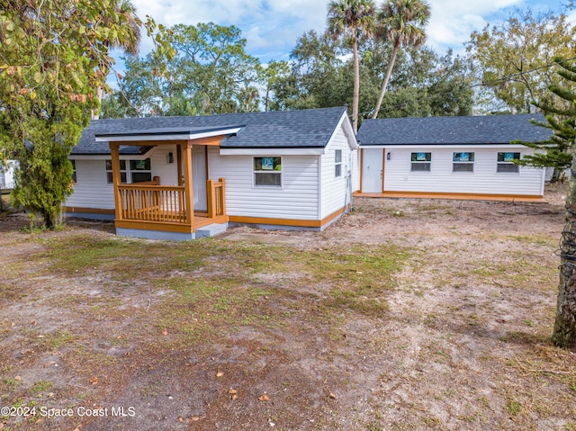 view of front of house with a porch