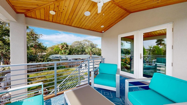 balcony with ceiling fan