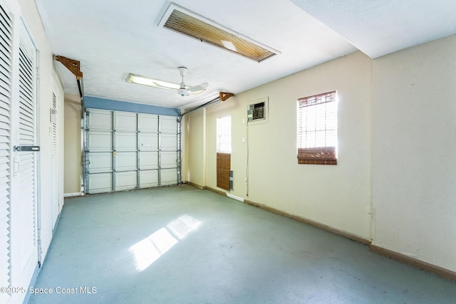 garage featuring ceiling fan