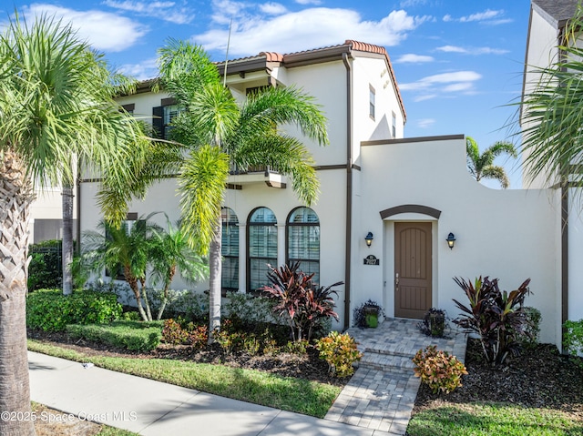 view of mediterranean / spanish-style house