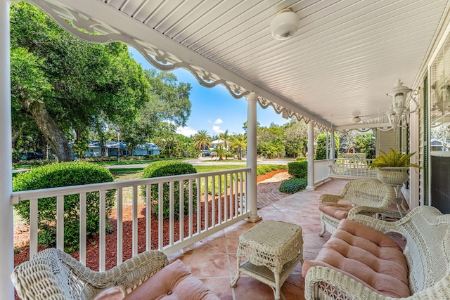 view of patio / terrace with covered porch