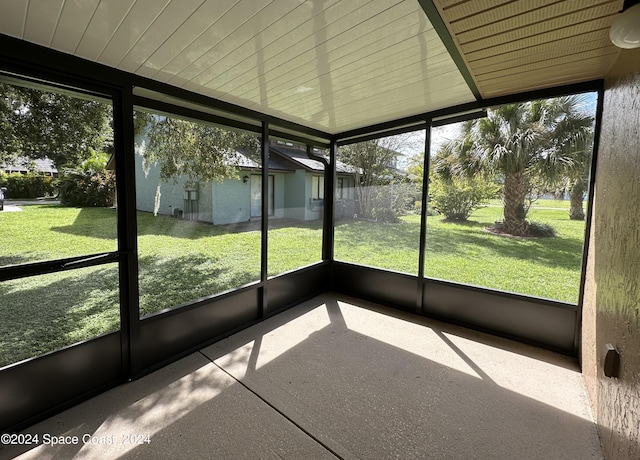 view of unfurnished sunroom