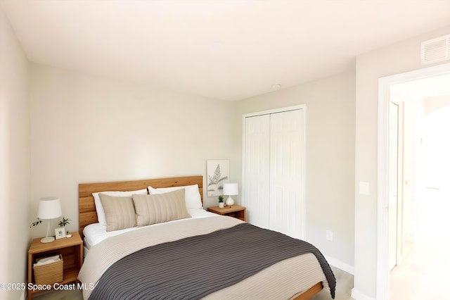 bedroom featuring a closet