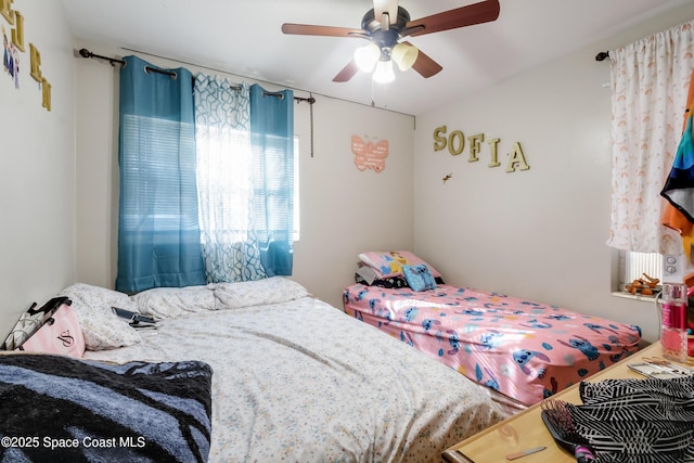 bedroom featuring ceiling fan