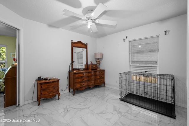 bedroom with ceiling fan