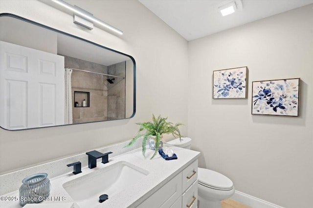 501 Empire Ave NE, Palm Bay, FL 32907 - bathroom with a shower with curtain, vanity, and toilet