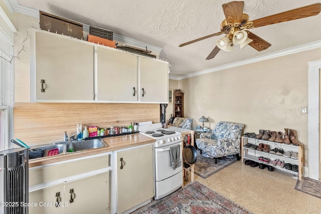 kitchen featuring ornamental molding, a textured ceiling, ceiling fan, electric stove, and white cabinets