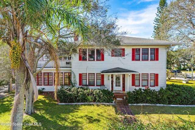 view of front of house with a front yard