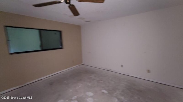 empty room with ceiling fan