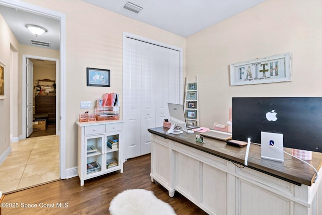 office area featuring dark hardwood / wood-style flooring