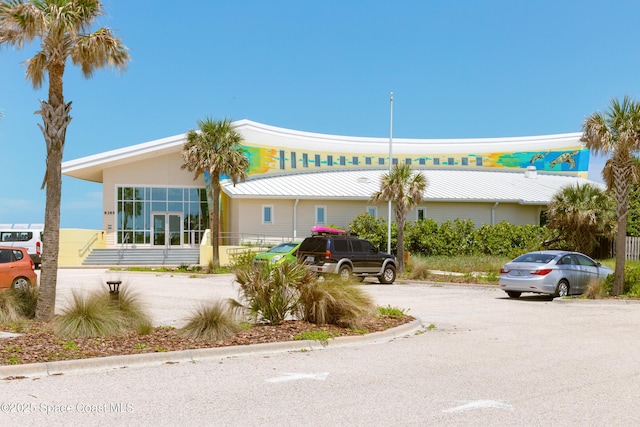 view of building exterior