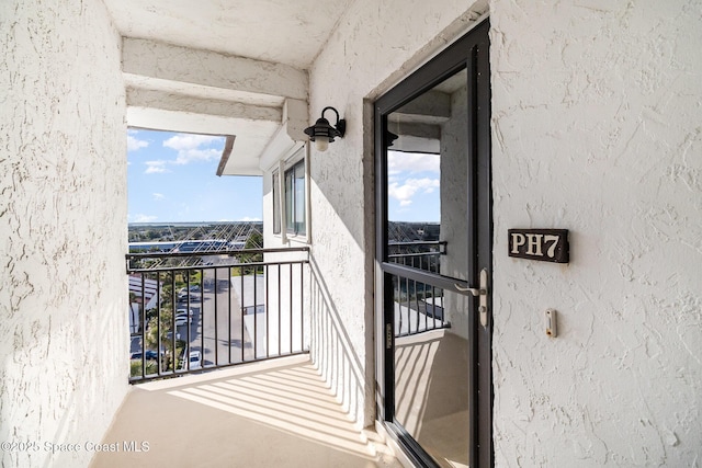 Listing photo 2 for 650 N Atlantic Ave Unit 7, Cocoa Beach FL 32931