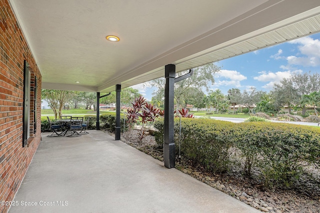 view of patio / terrace featuring covered porch