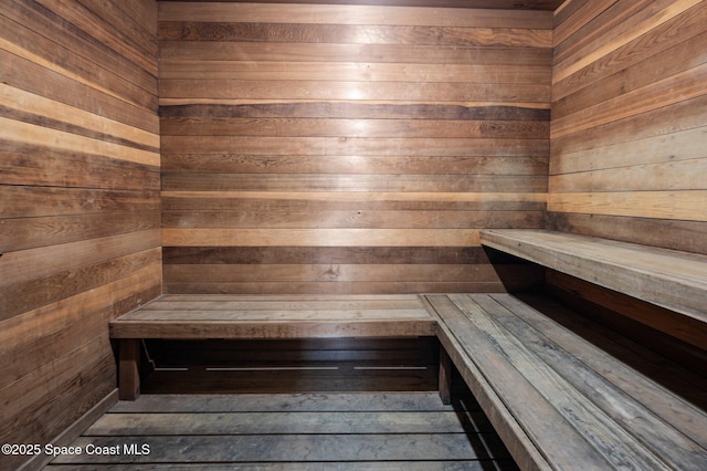 view of sauna / steam room