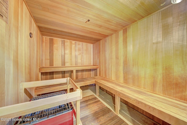 view of sauna / steam room