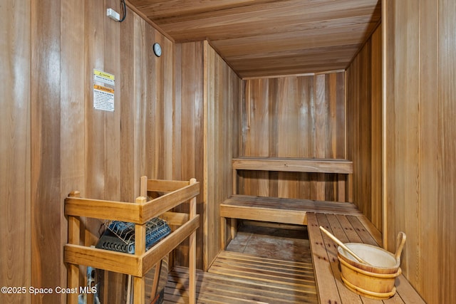 view of sauna / steam room