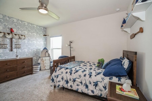 bedroom with ceiling fan