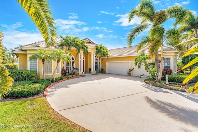 view of front of house featuring a garage