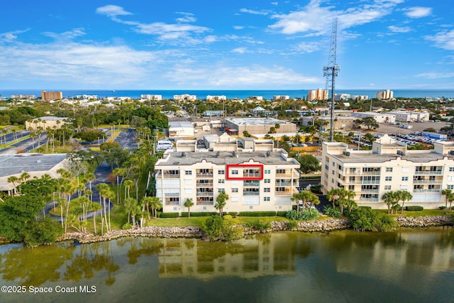 bird's eye view featuring a water view